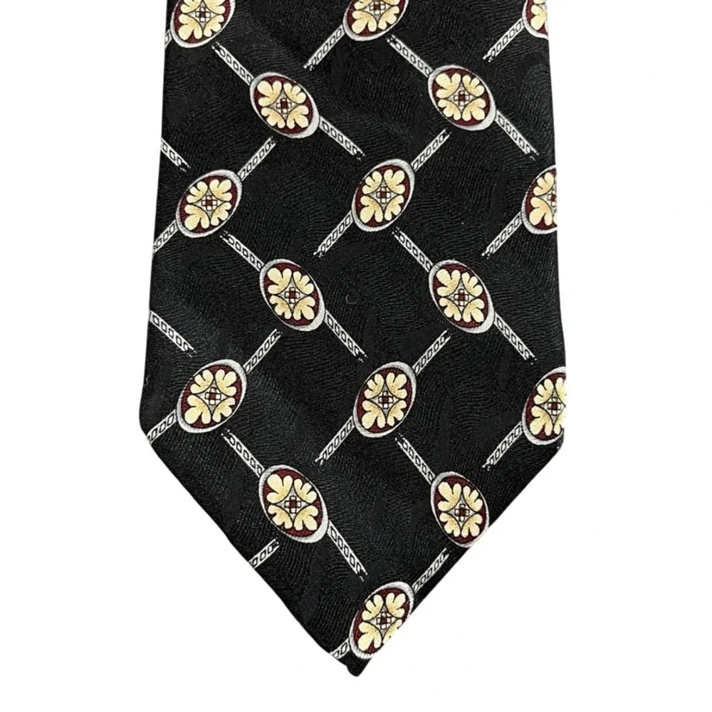 Club Room Mens Silk Necktie Black Gold Medallion Geometric Jacquard WPL 8046